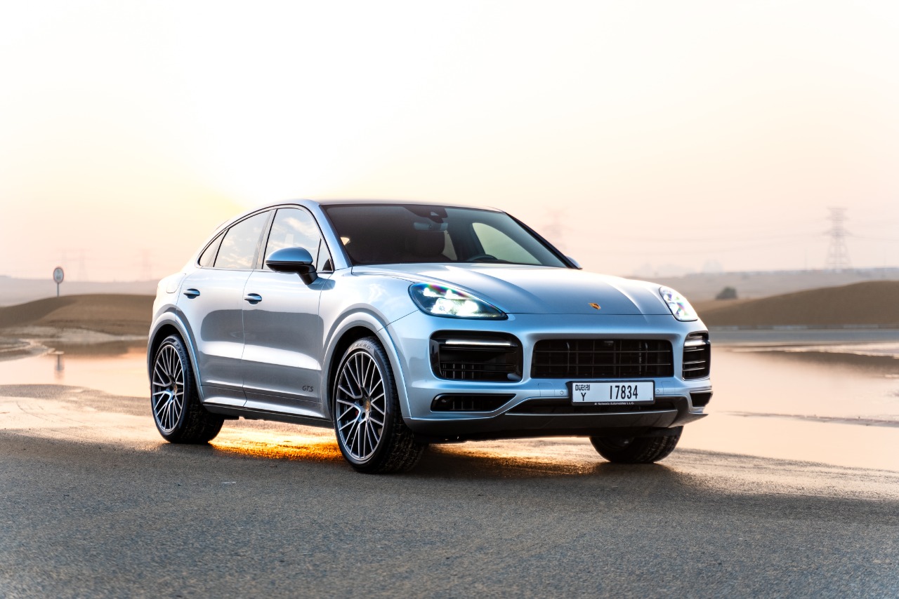 Porsche Cayenne GTS 2023  2023 rental dubai