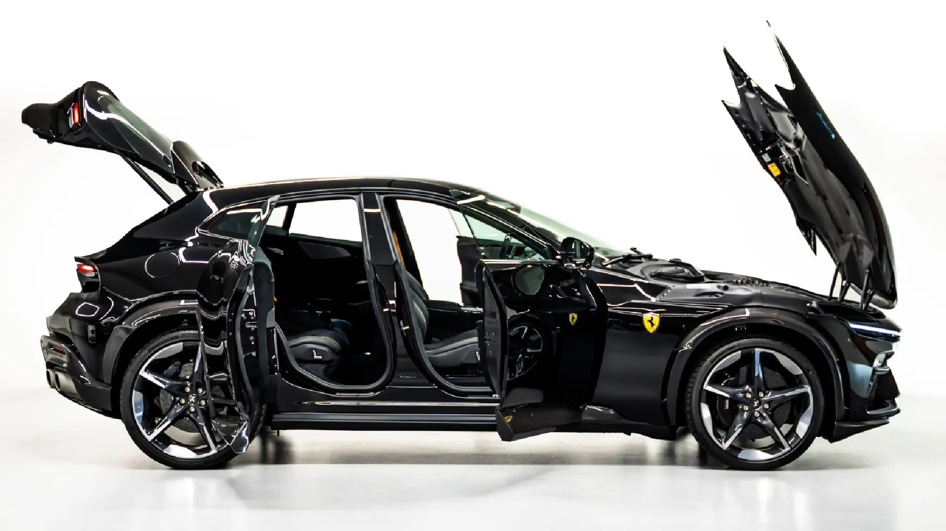 Ferrari Purosangue V12 YM  BLACK 2022 Rental Dubai