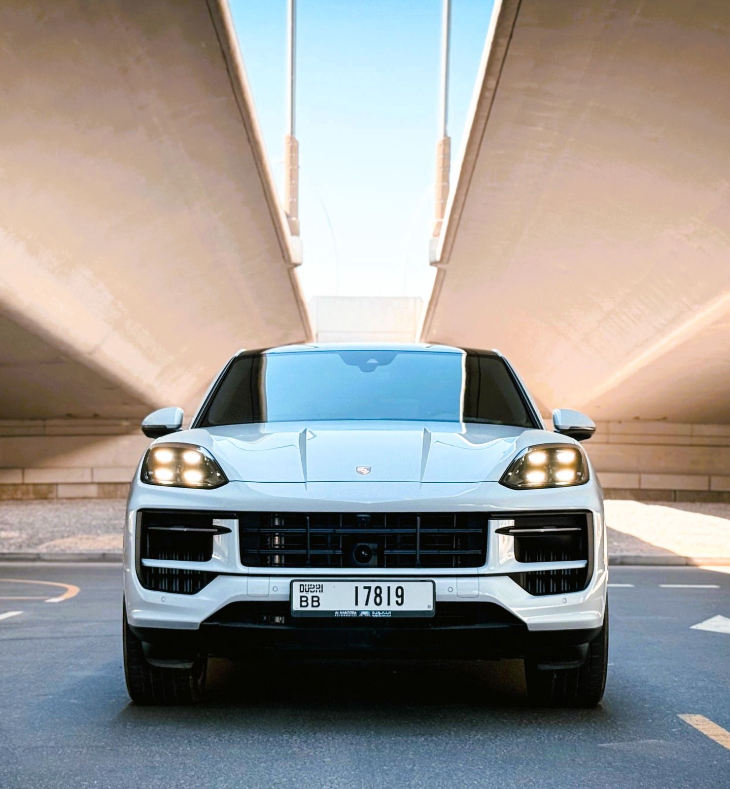 Porsche Macan 2024  WHITE 2024 Rental Dubai