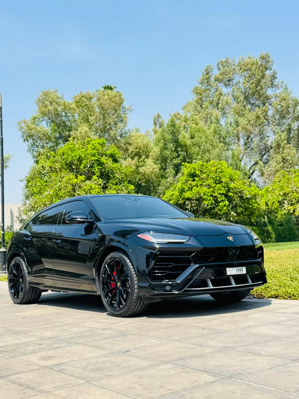 Lamborghini Urus 2025  BLACK 2025 Rental Dubai