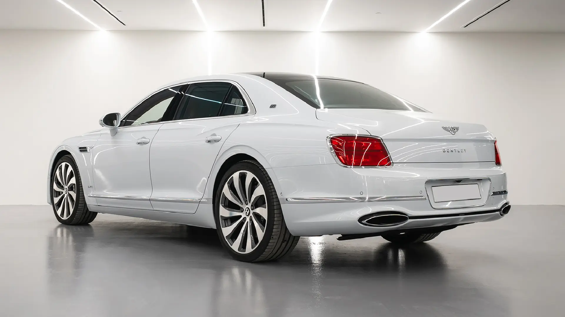 Bentley Flying Spur W12  WHITE 2023 Rental Dubai