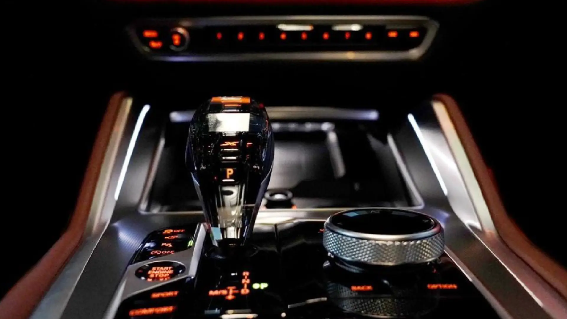 BMW X6 M40  BLACK 2022 Rental Dubai