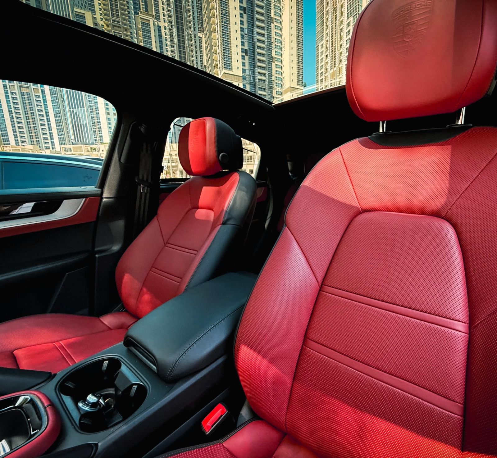 Porsche Macan 2024  WHITE 2024 Rental Dubai