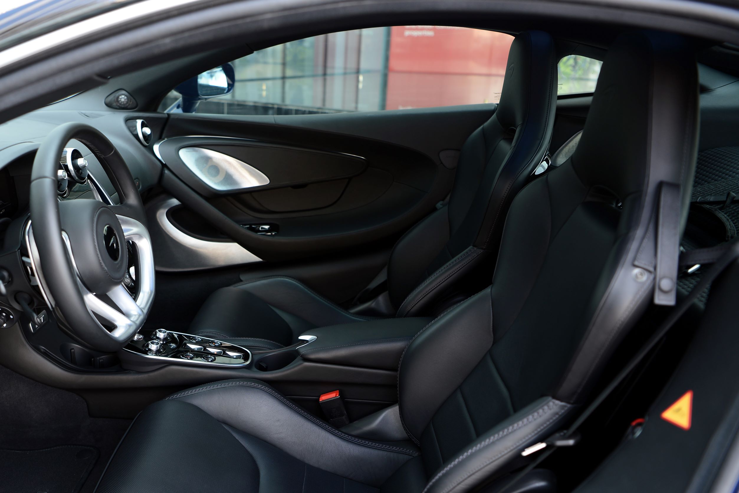 McLaren GT  BLUE 2020 Rental Dubai