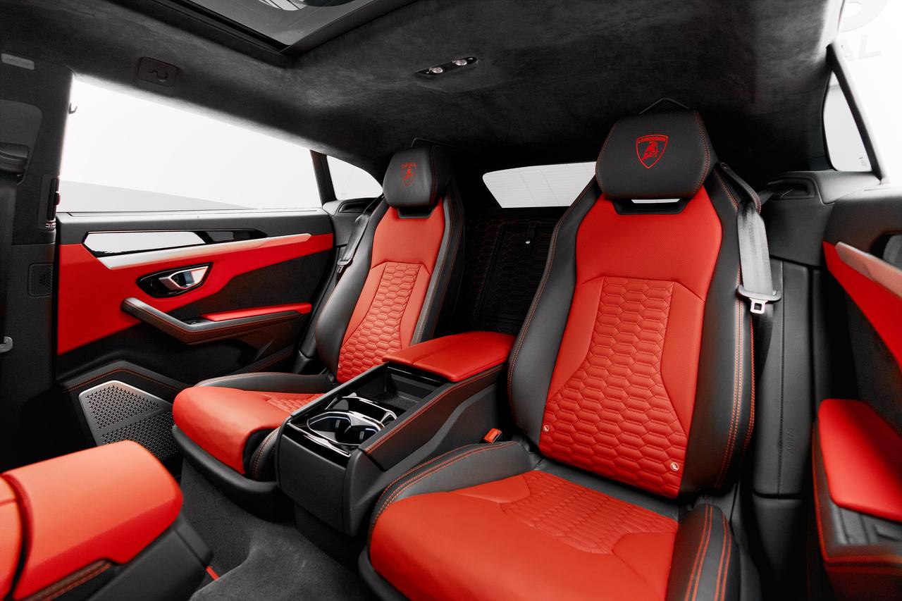 Lamborghini MY20 Urus  GREY 2023 Rental Dubai