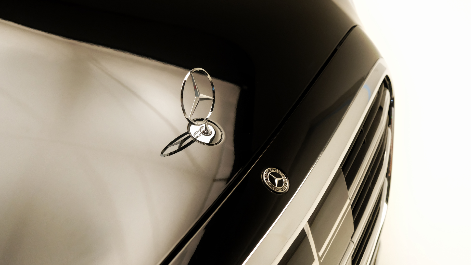 Mercedes-Benz S500  BLACK 2024 Rental Dubai