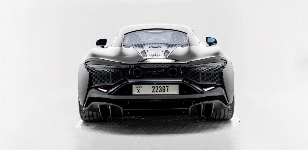 Mclaren Artura   BLACK 2023 Rental Dubai