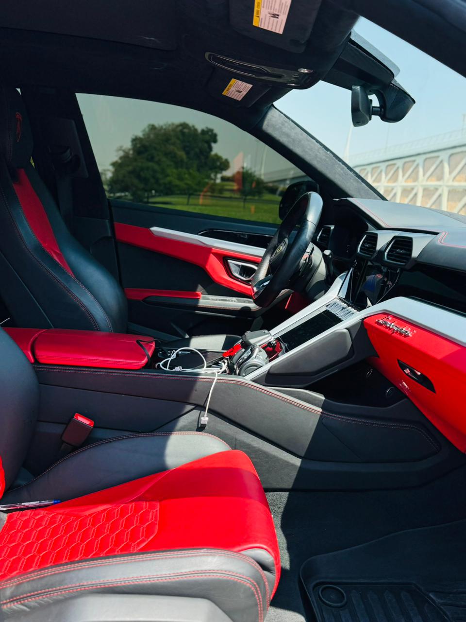 Lamborghini Urus 2025  BLACK 2025 Rental Dubai