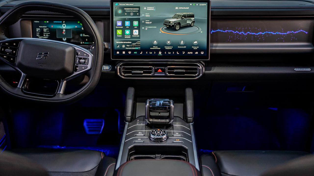 Jetour T2 2025  BLACK 2025 Rental Dubai