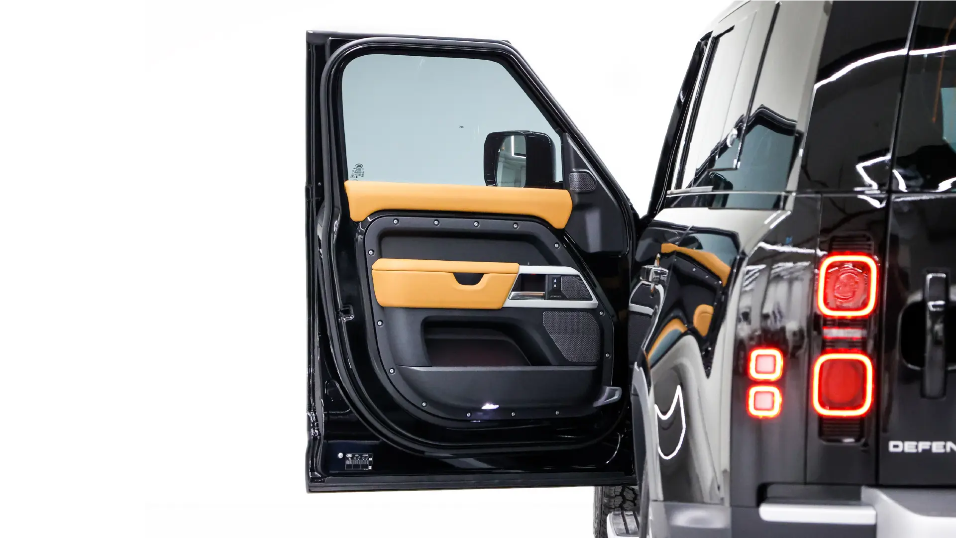 Range Rover Defender  BLACK 2024 Rental Dubai