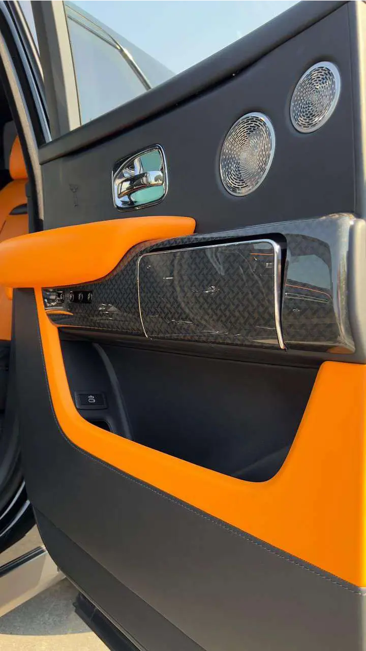 Rolls-Royce Cullinan Black Badge  BLACK 2022 Rental Dubai